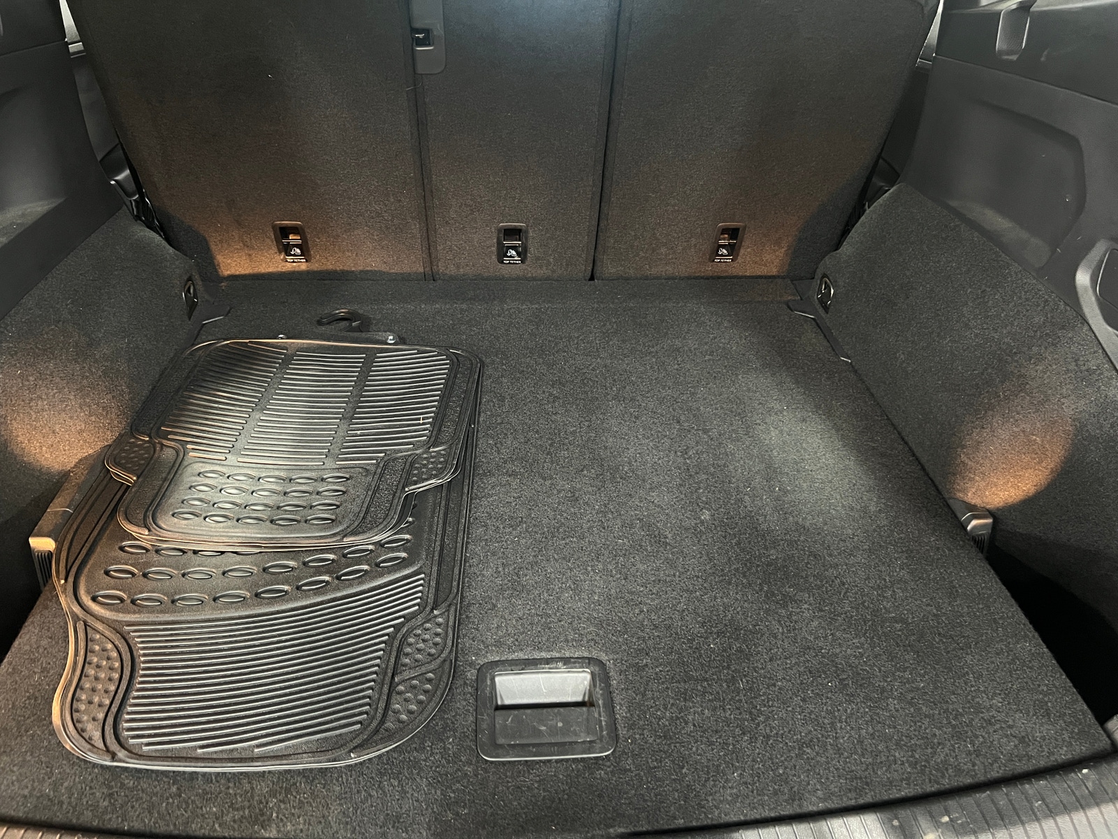 Thumbnail: 2020 Volkswagen Tiguan - 6