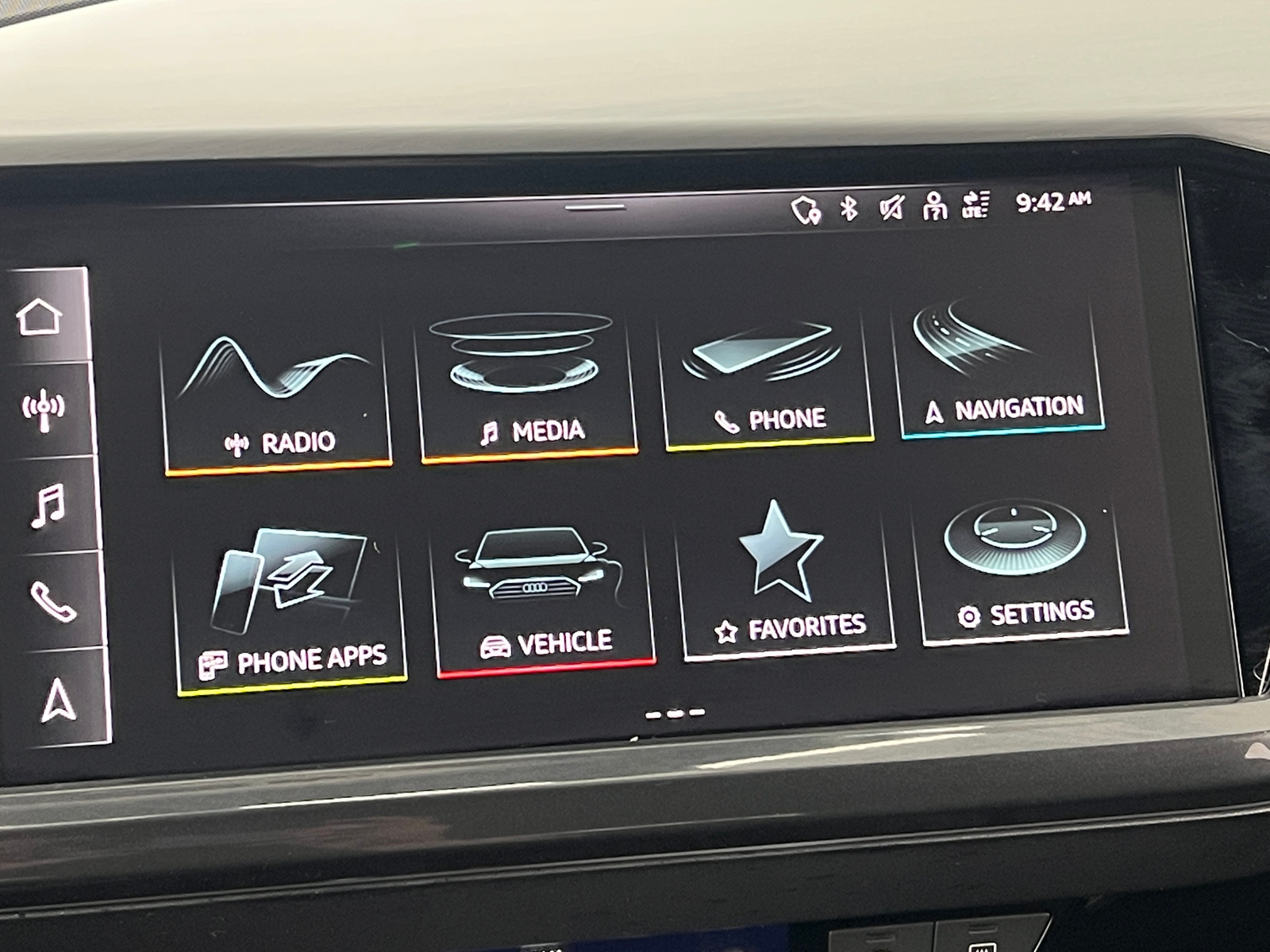 Thumbnail: 2023 Audi Q4 e-tron - 3
