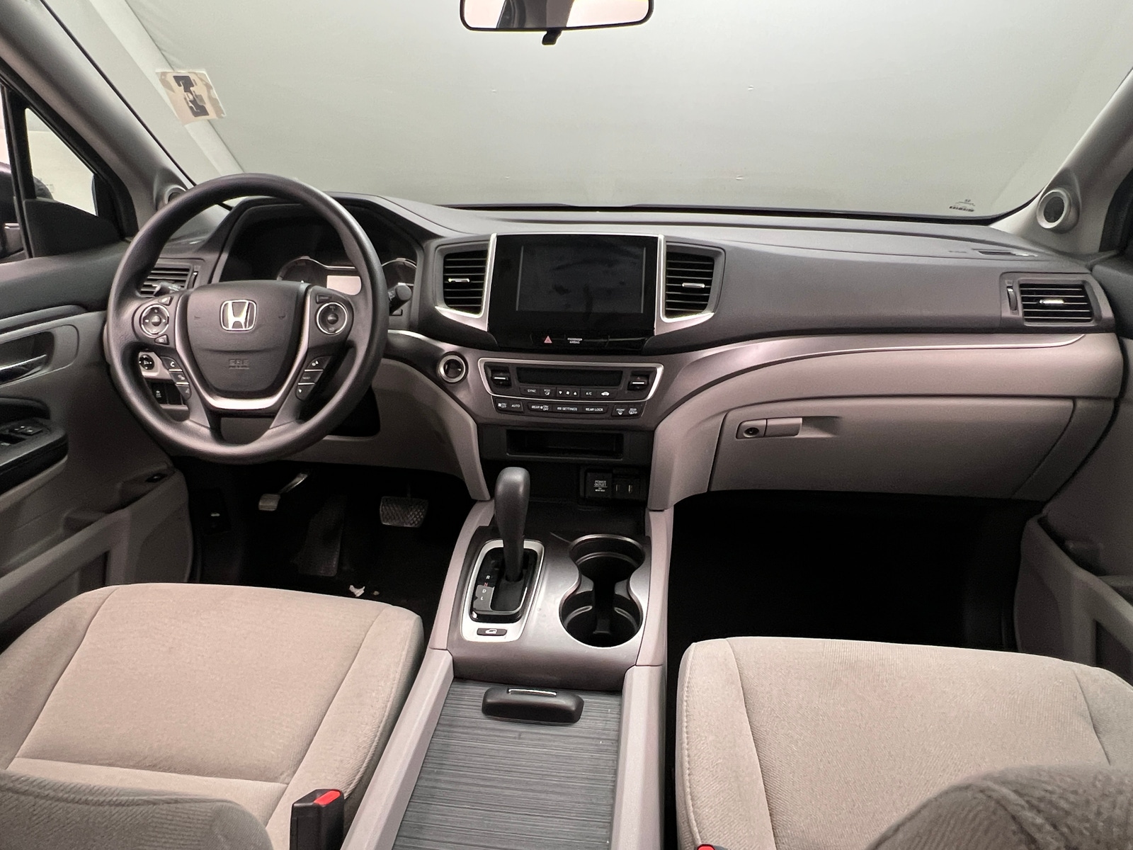 Thumbnail: 2018 Honda Pilot - 3