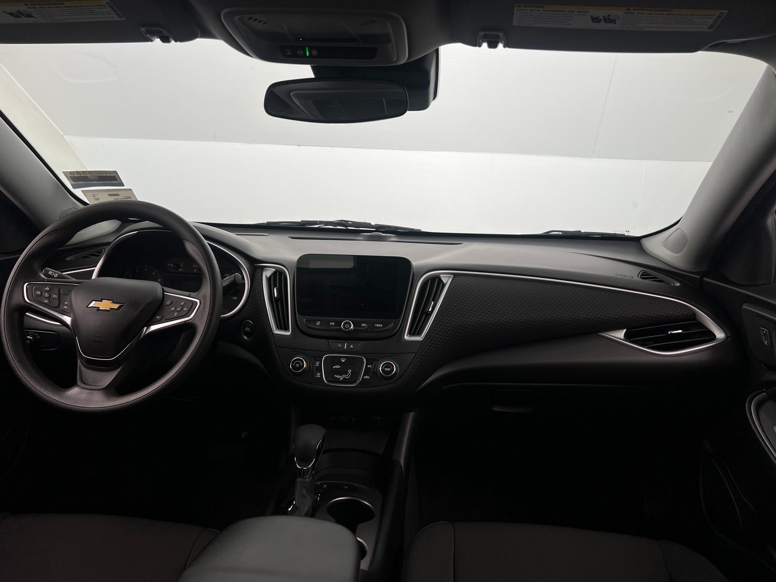 Thumbnail: 2024 Chevrolet Malibu - 3