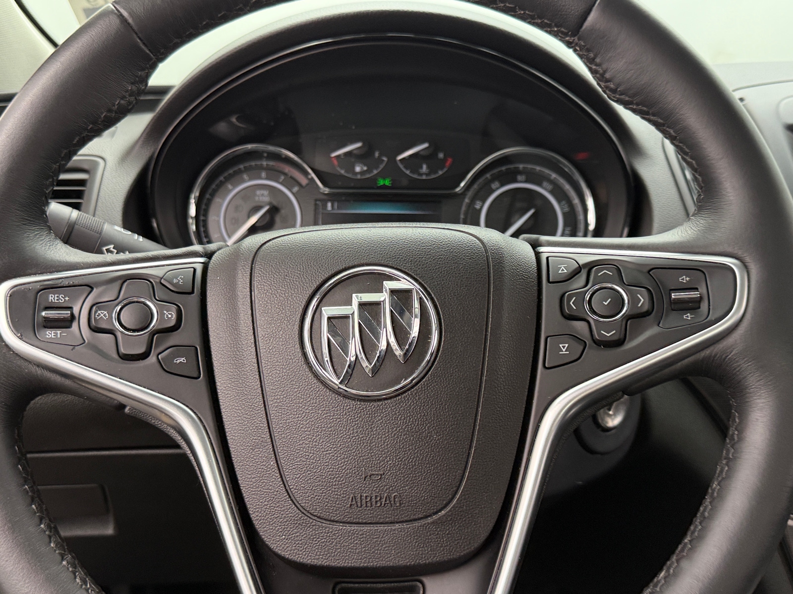 Thumbnail: 2016 Buick Regal - 4