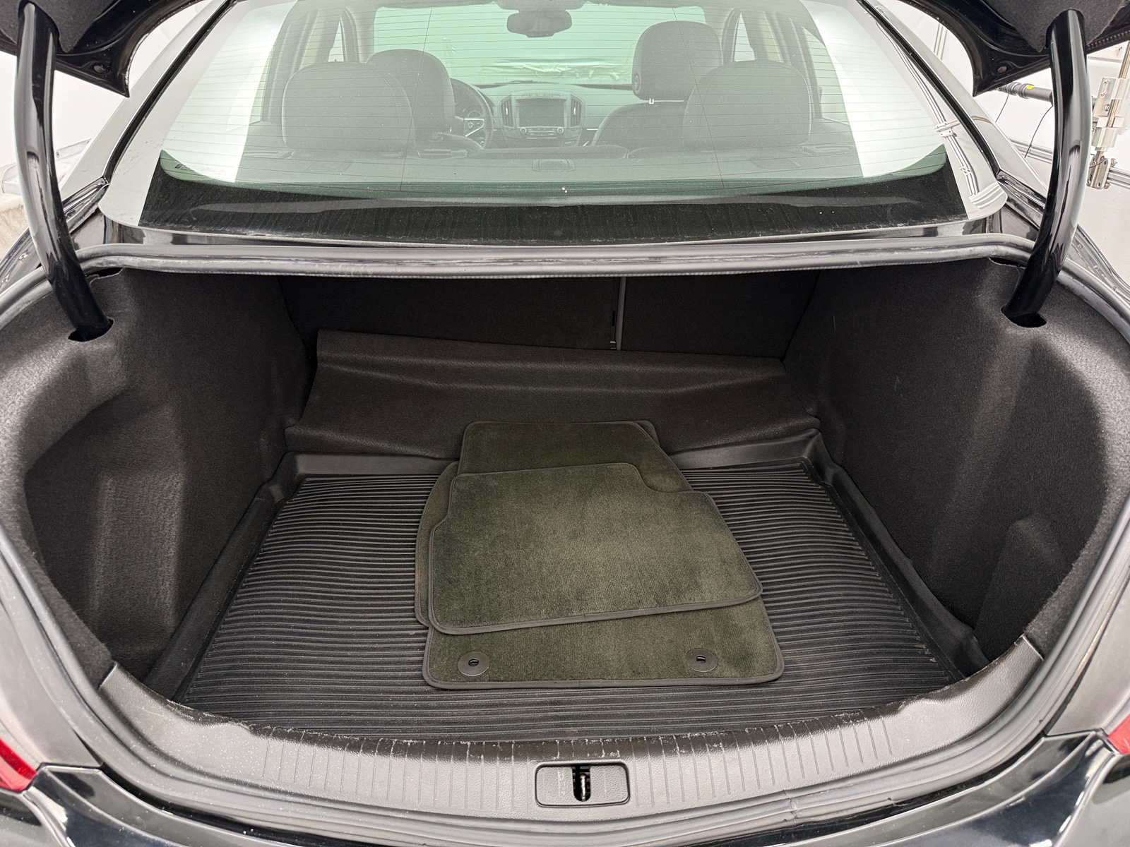 Thumbnail: 2016 Buick Regal - 6