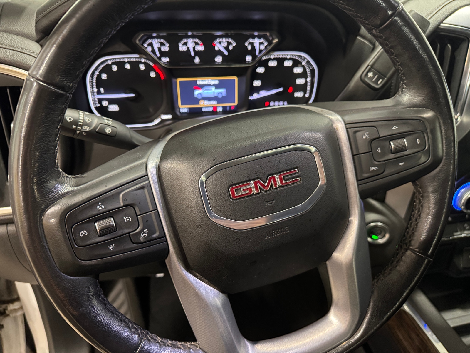 Thumbnail: 2022 GMC Sierra 1500 - 5