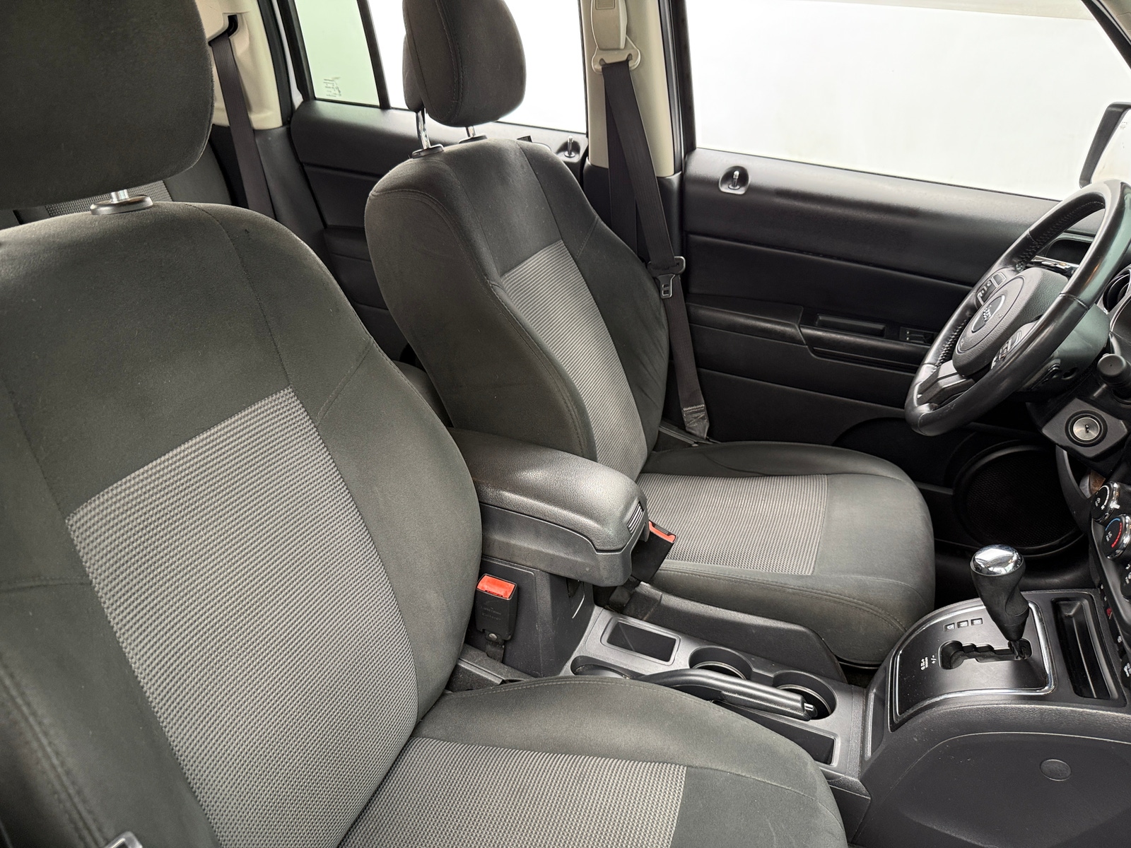 Thumbnail: 2017 Jeep Patriot - 2