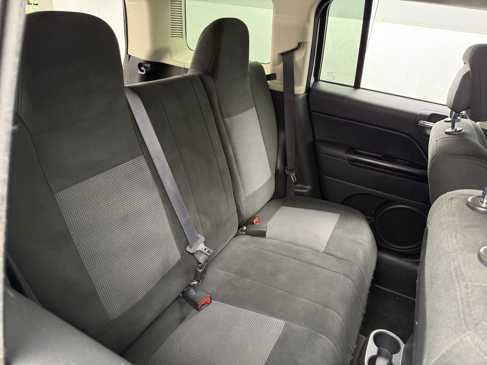 Thumbnail: 2017 Jeep Patriot - 6