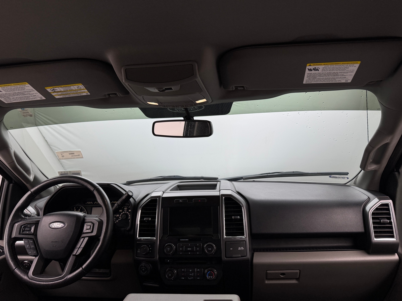 Thumbnail: 2016 Ford Econoline - 3
