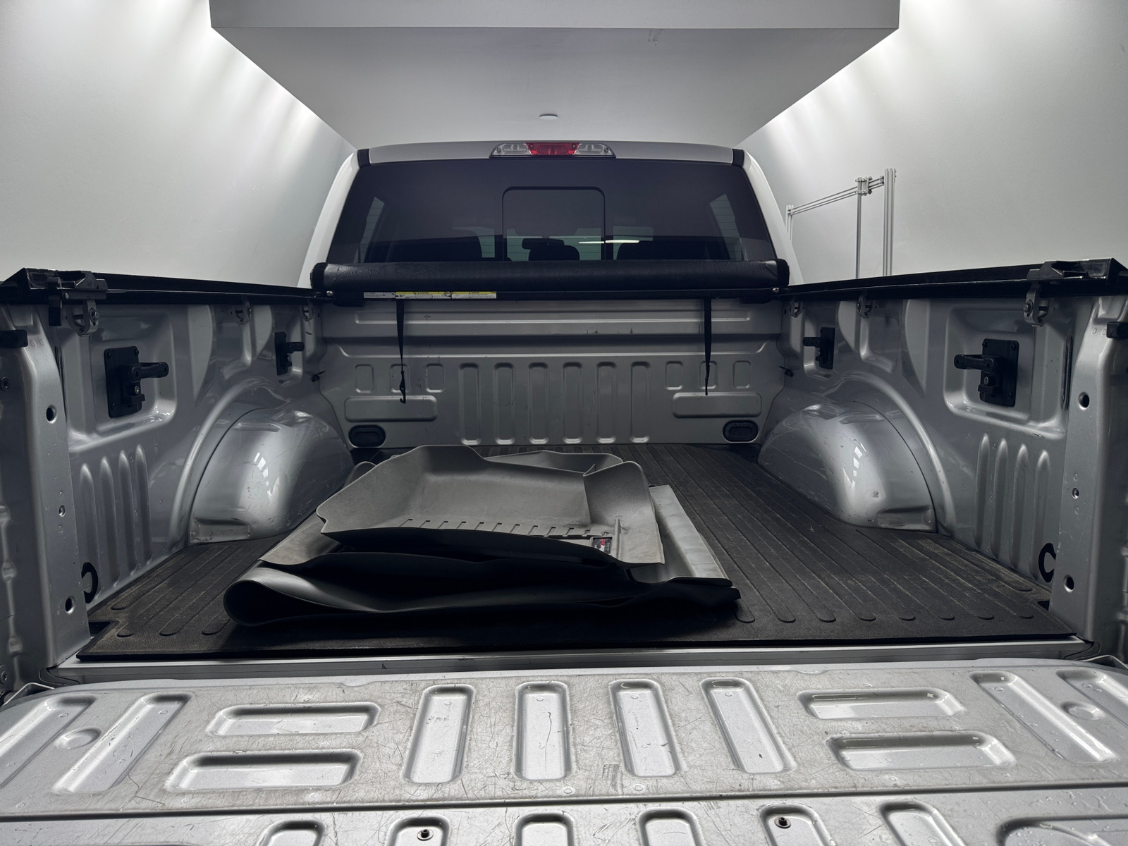 Thumbnail: 2016 Ford Econoline - 7