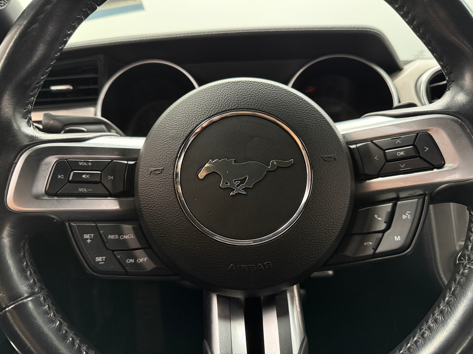 Thumbnail: 2020 Ford Mustang - 4