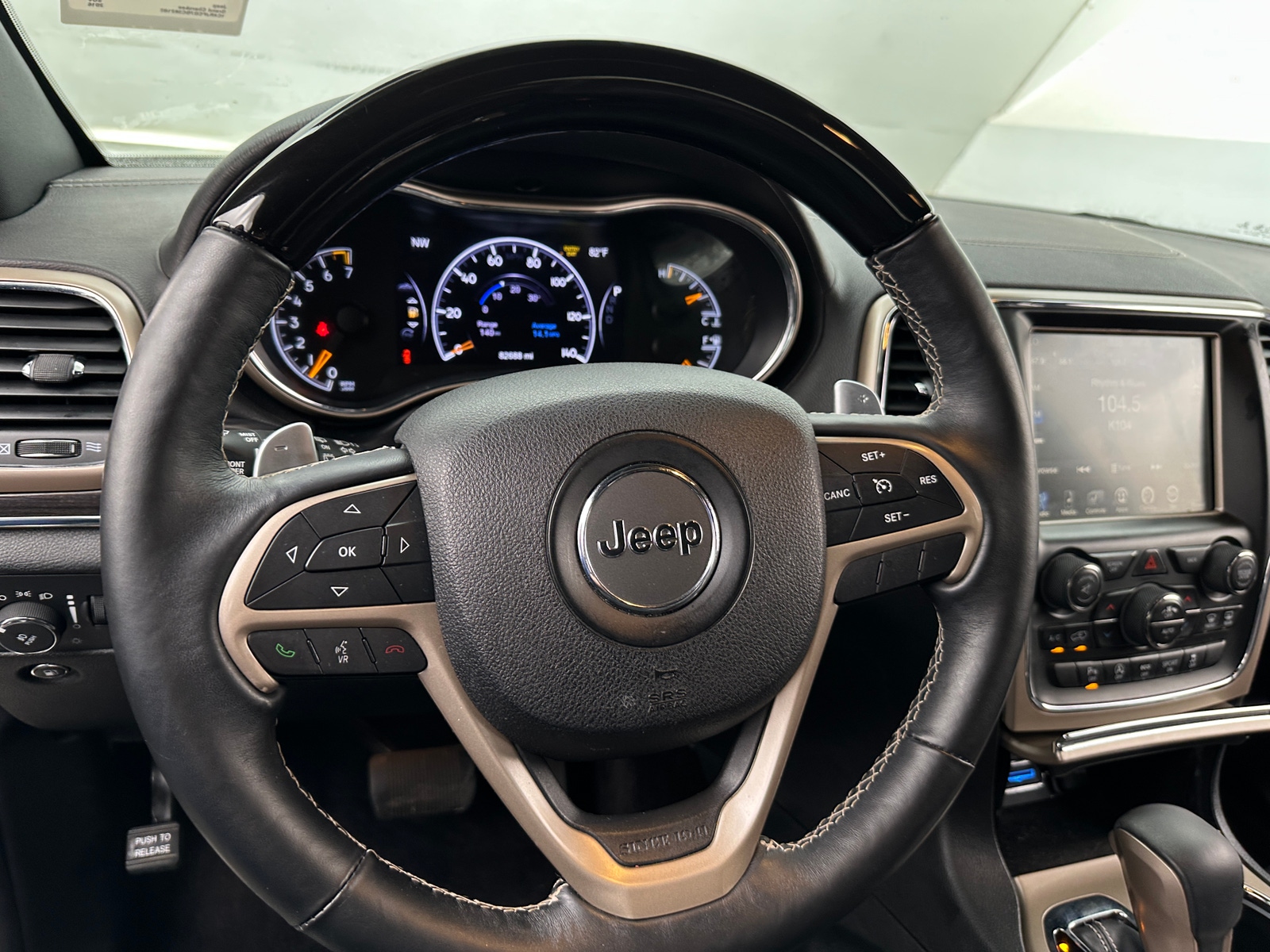 Thumbnail: 2016 Jeep Grand Cherokee - 4