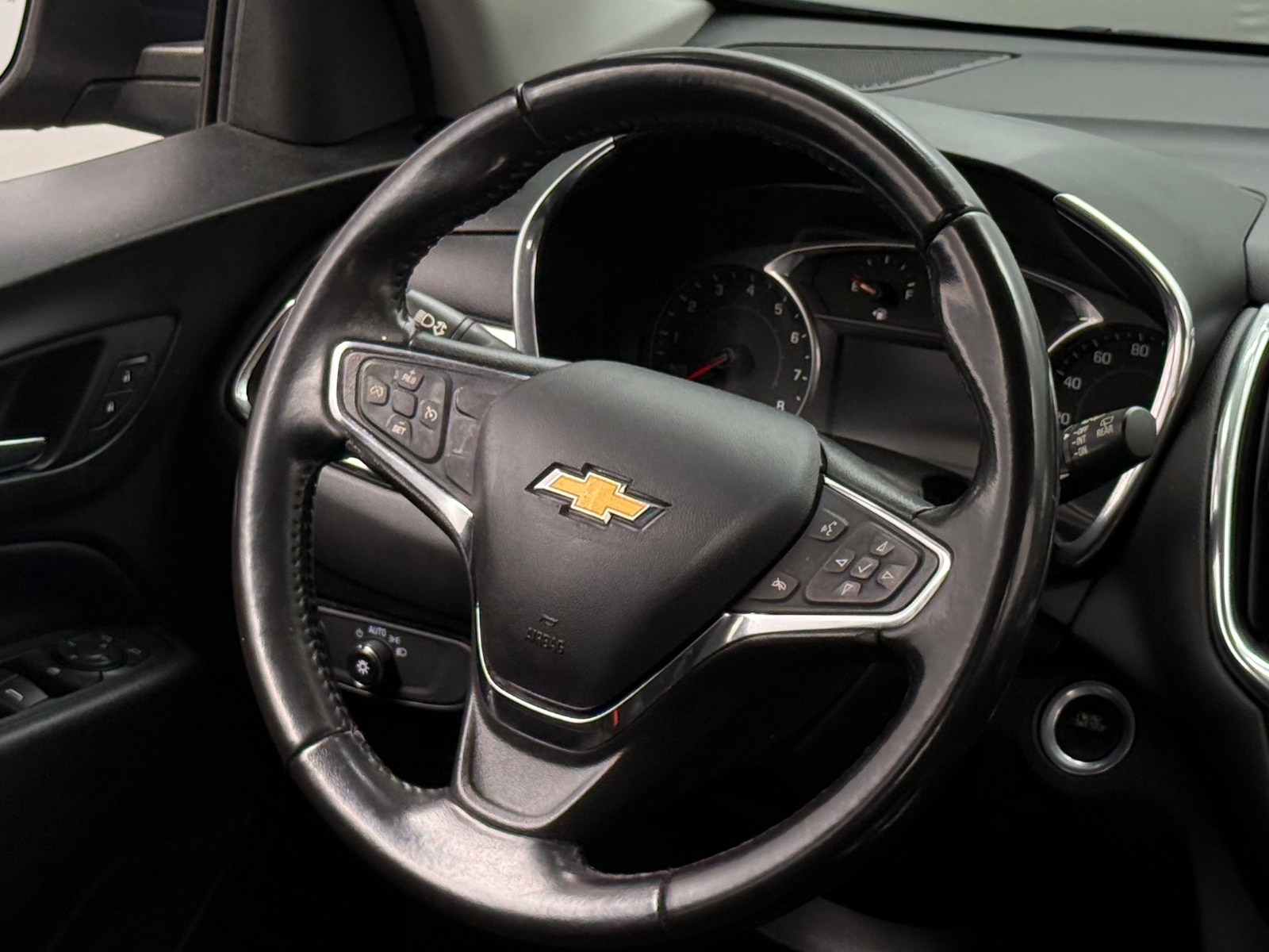 Thumbnail: 2019 Chevrolet Equinox - 5
