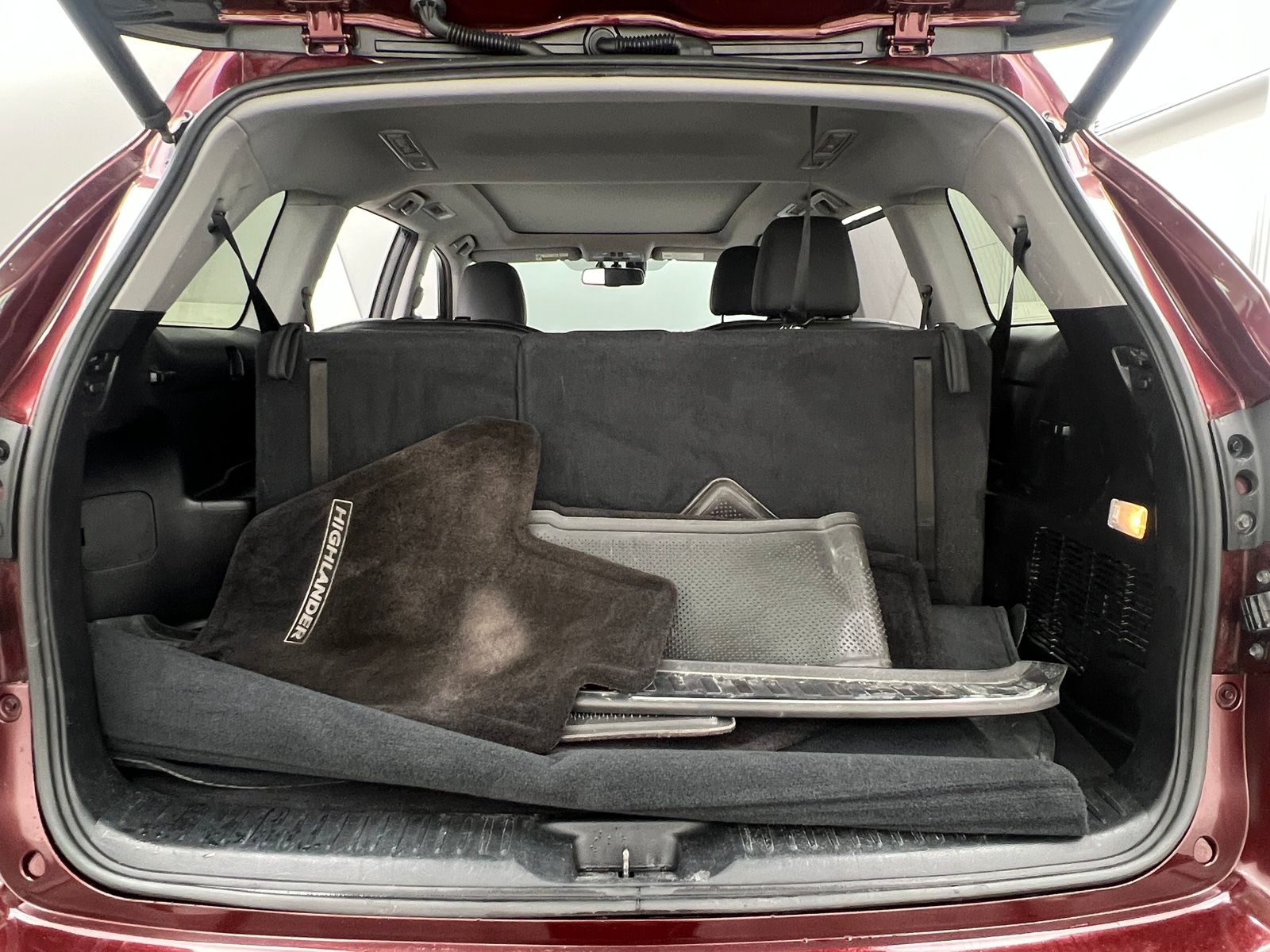 Thumbnail: 2015 Toyota Highlander - 6