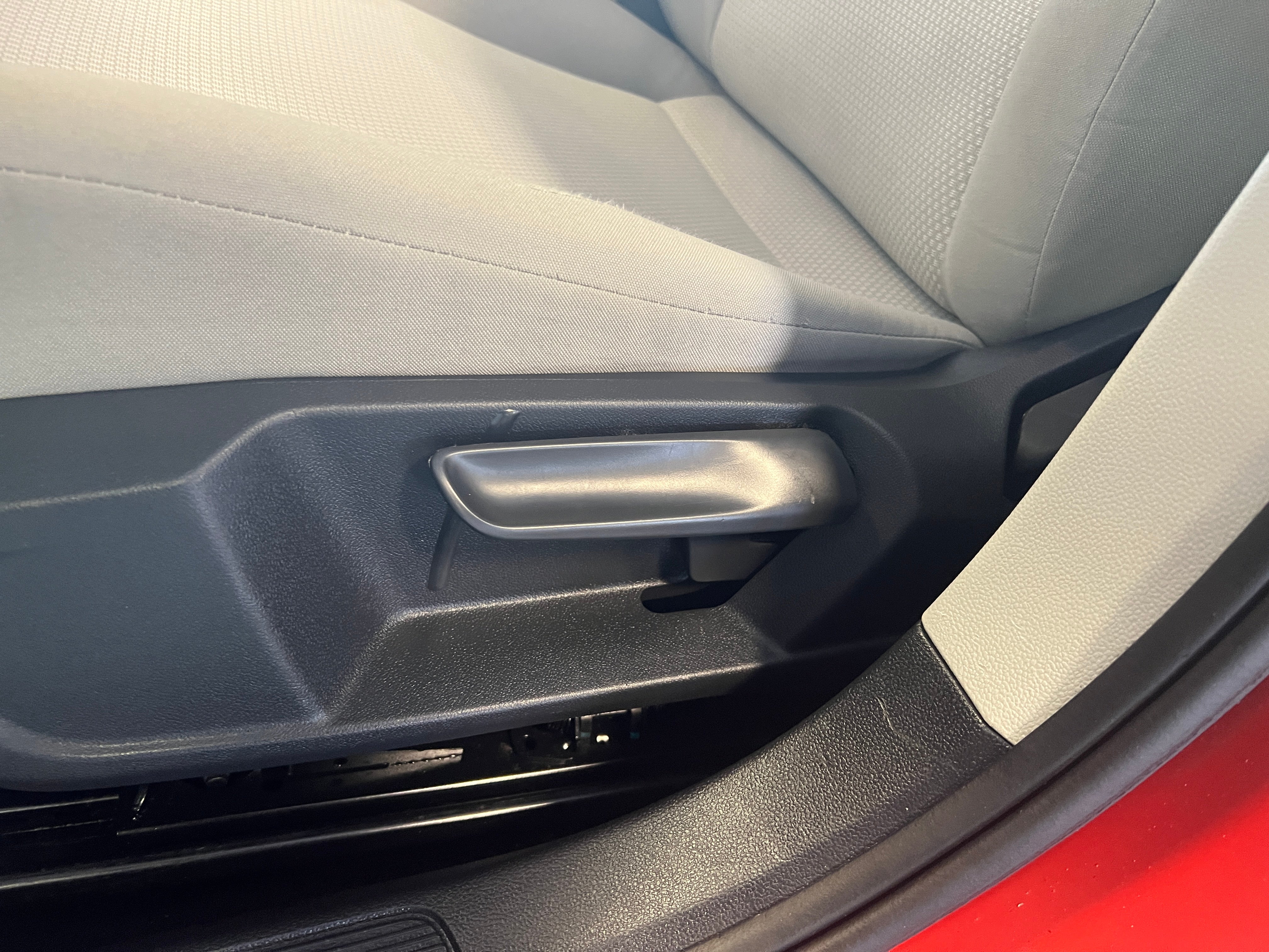 Used 2019 Volkswagen Jetta S with VIN 3VWC57BU8KM179862 for sale in Oak Creek, WI