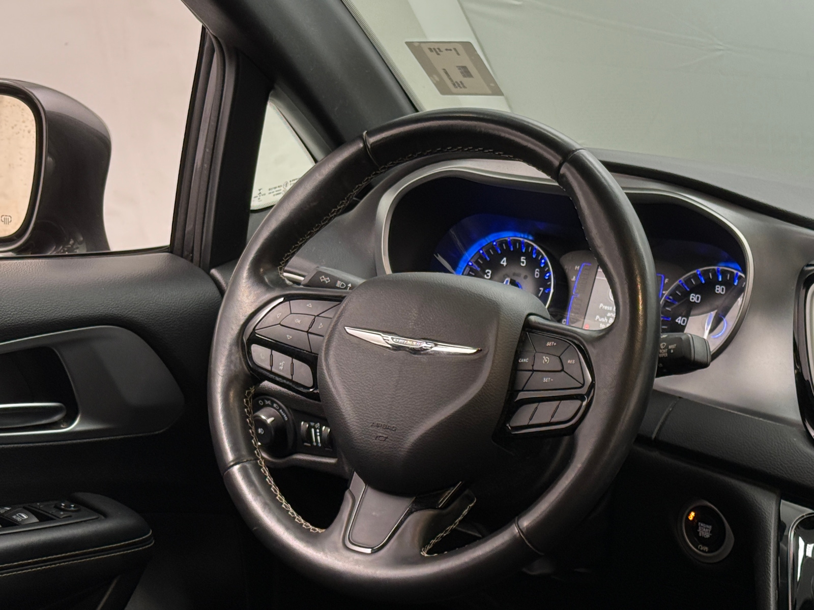 Thumbnail: 2020 Chrysler Pacifica - 5