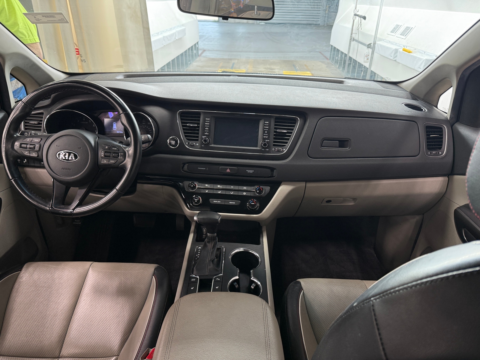 Thumbnail: 2021 Kia Sedona - 2