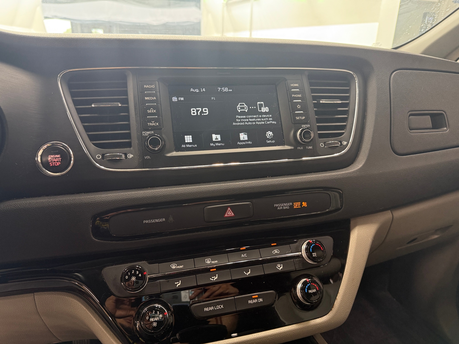 Thumbnail: 2021 Kia Sedona - 3