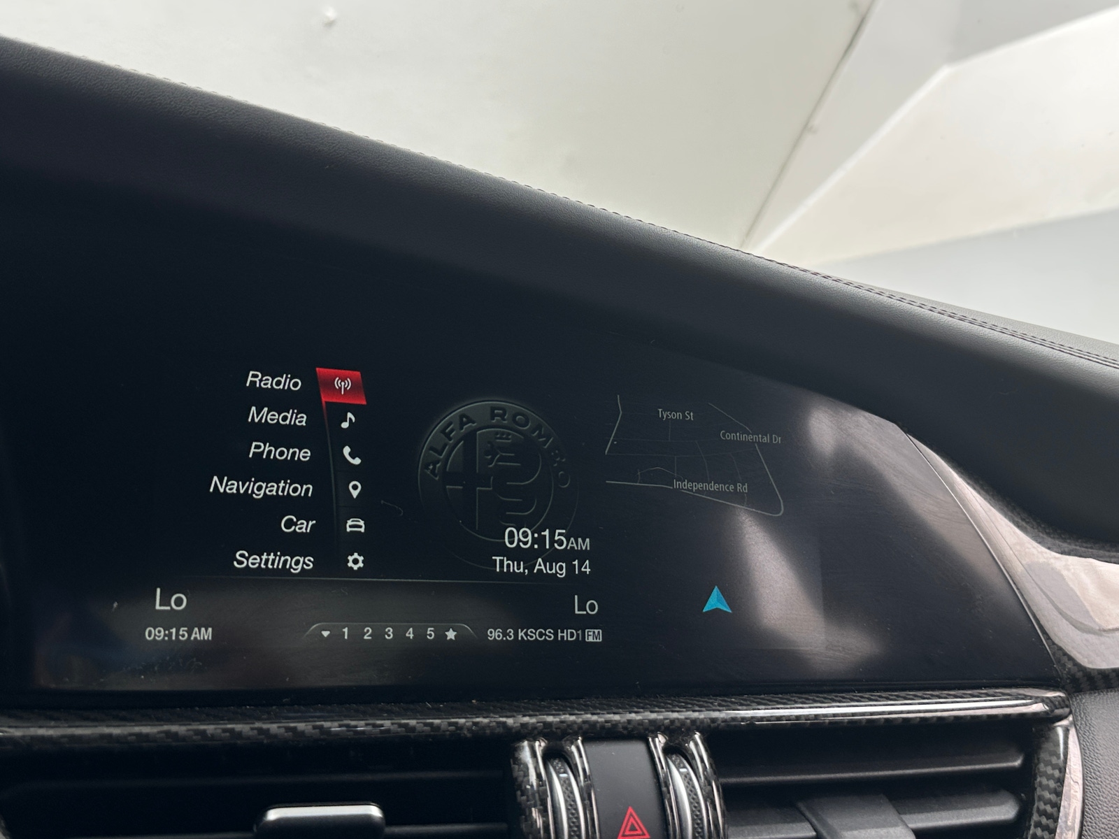 Thumbnail: 2018 Alfa Romeo Giulia - 3