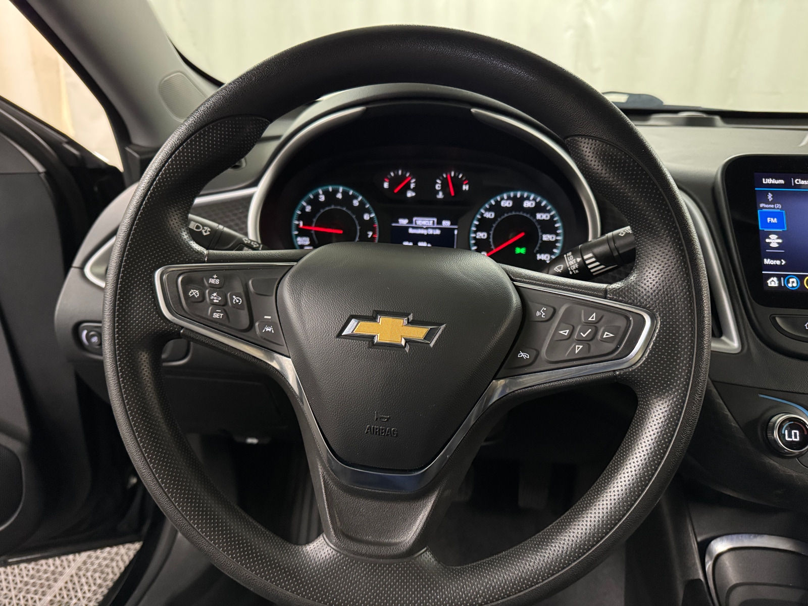 Thumbnail: 2023 Chevrolet Malibu - 5