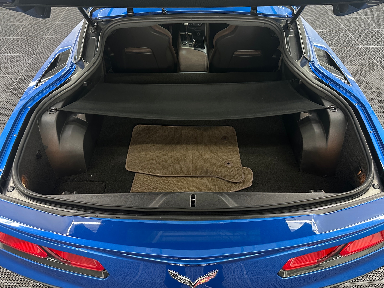 Thumbnail: 2014 Chevrolet Corvette - 4