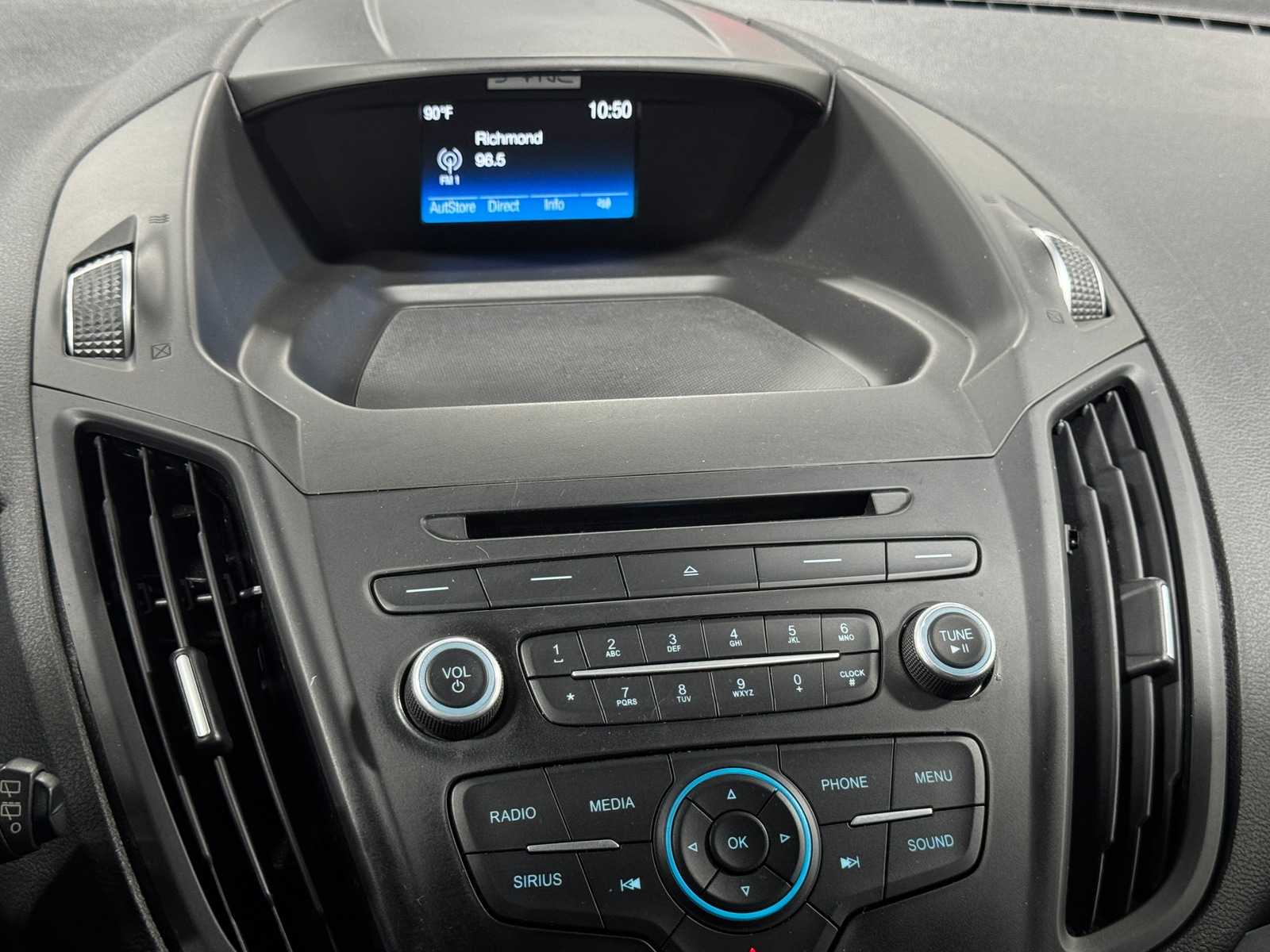 Thumbnail: 2017 Ford Escape - 4