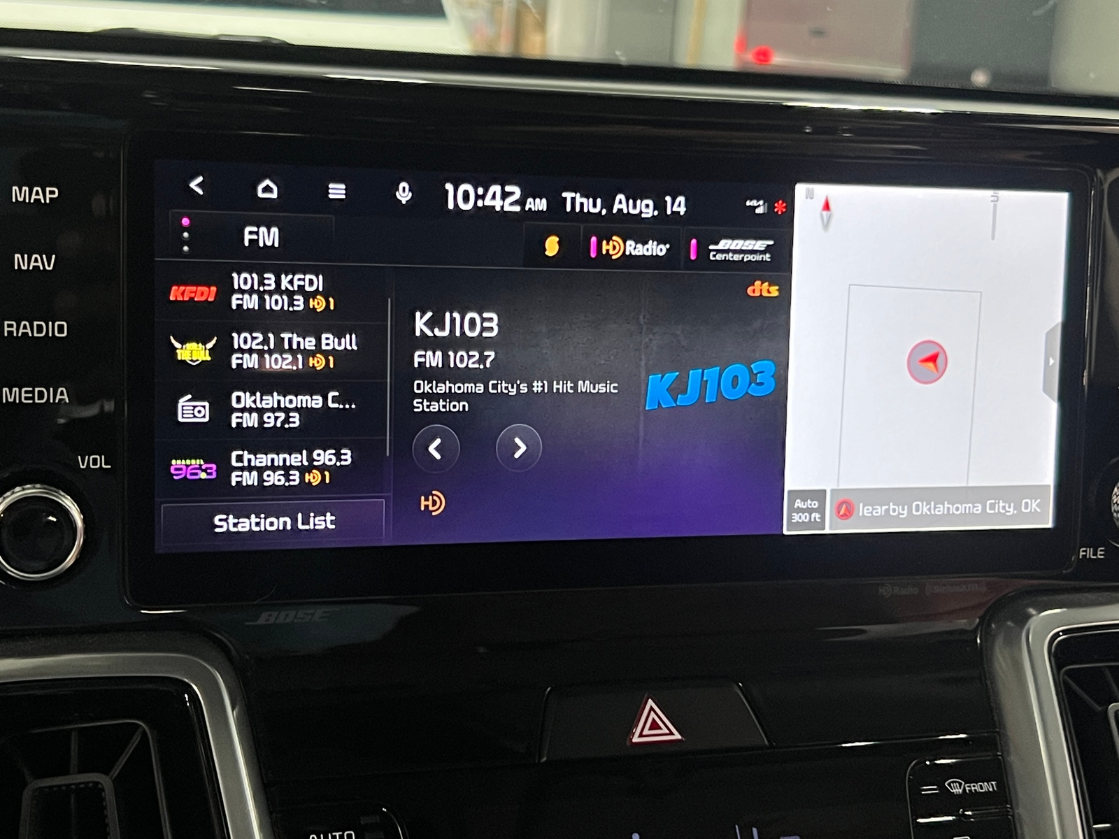 Thumbnail: 2023 Kia Sorento - 3