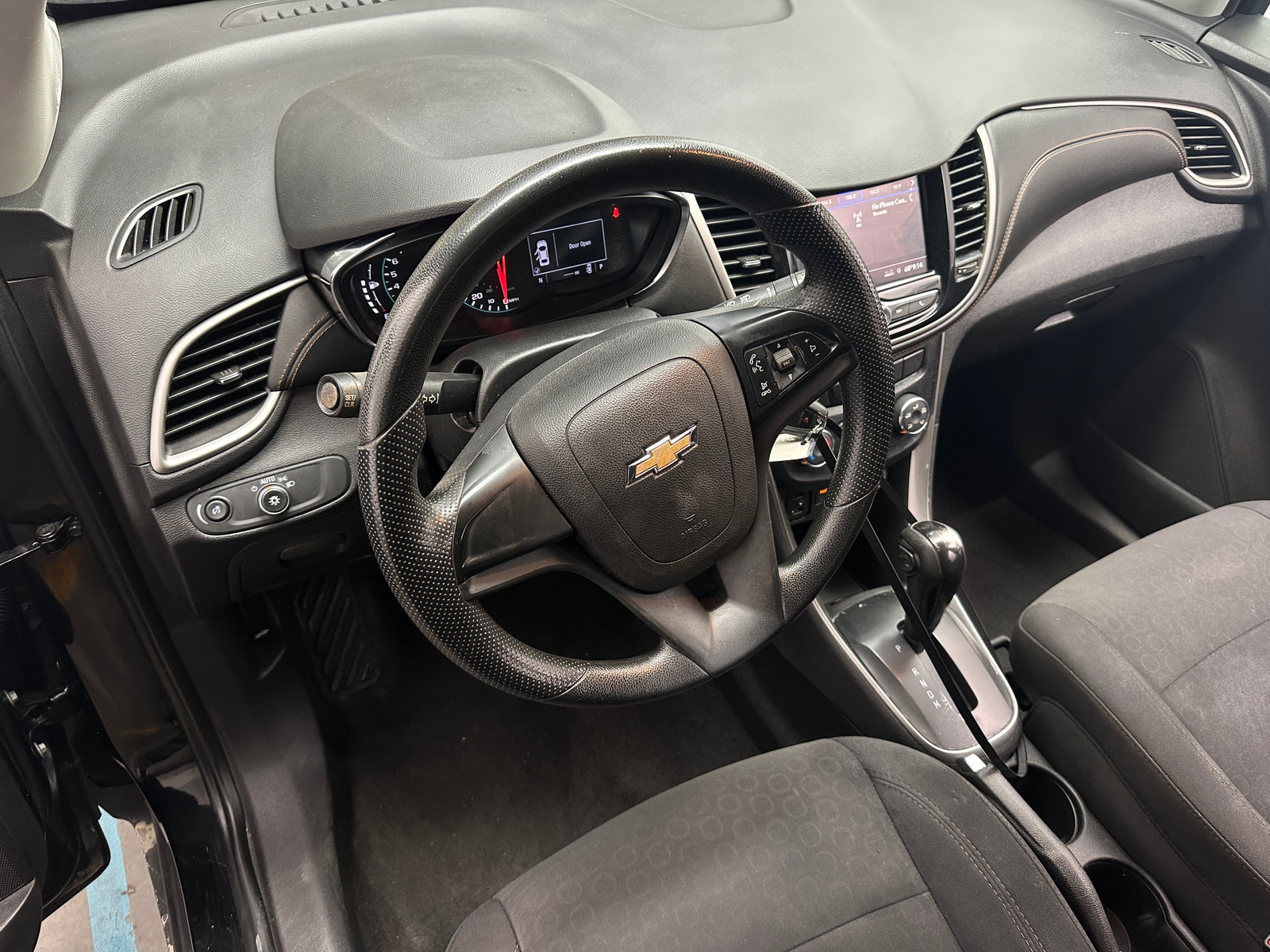 Thumbnail: 2020 Chevrolet Trax - 3