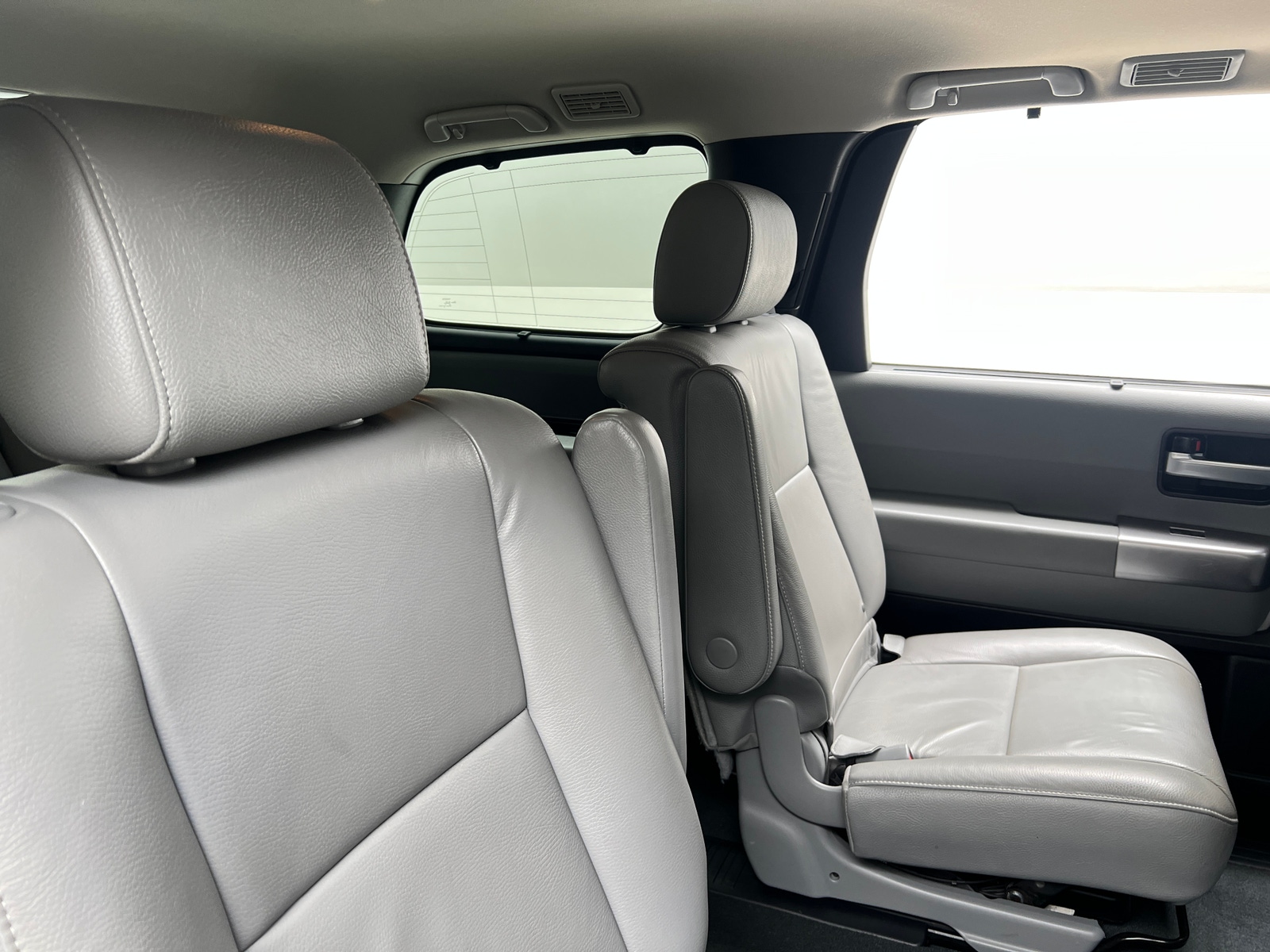 Thumbnail: 2021 Toyota Sequoia - 5
