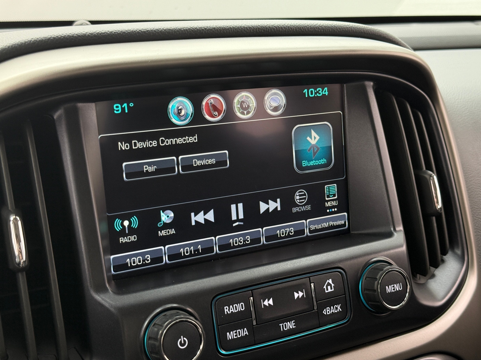 Thumbnail: 2016 Chevrolet Colorado - 3