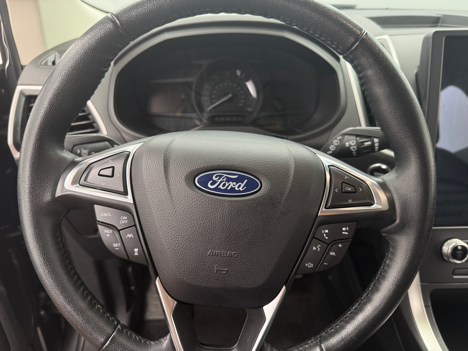 Thumbnail: 2024 Ford Edge - 4