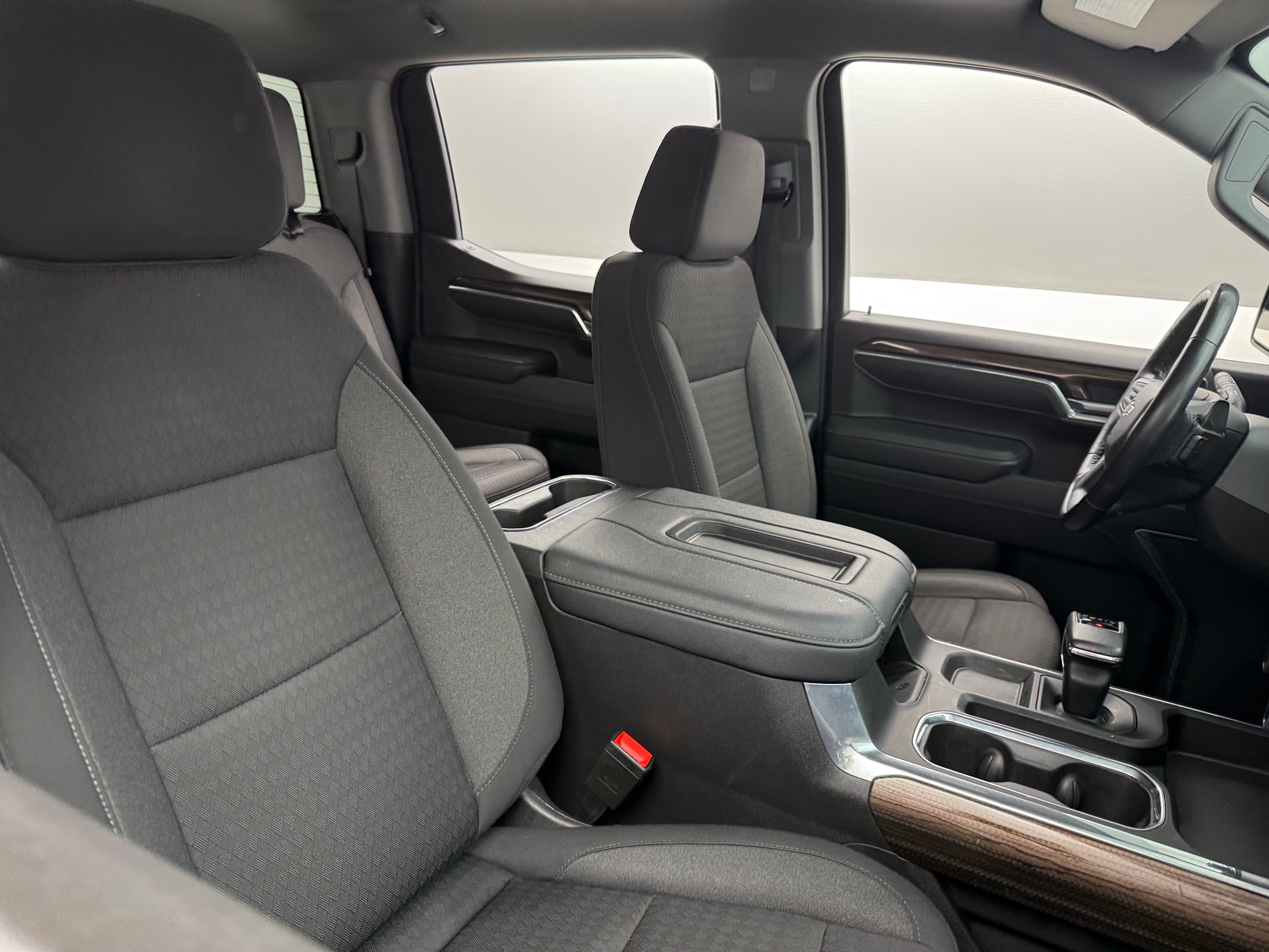 Thumbnail: 2022 Chevrolet Silverado 1500 - 2