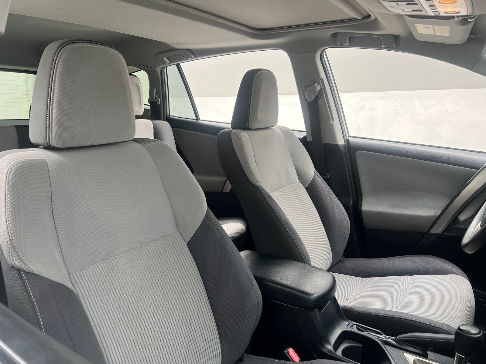 Thumbnail: 2014 Toyota RAV4 - 2
