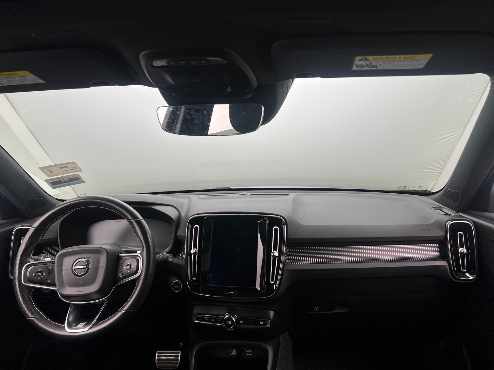 Thumbnail: 2020 Volvo XC40 - 2