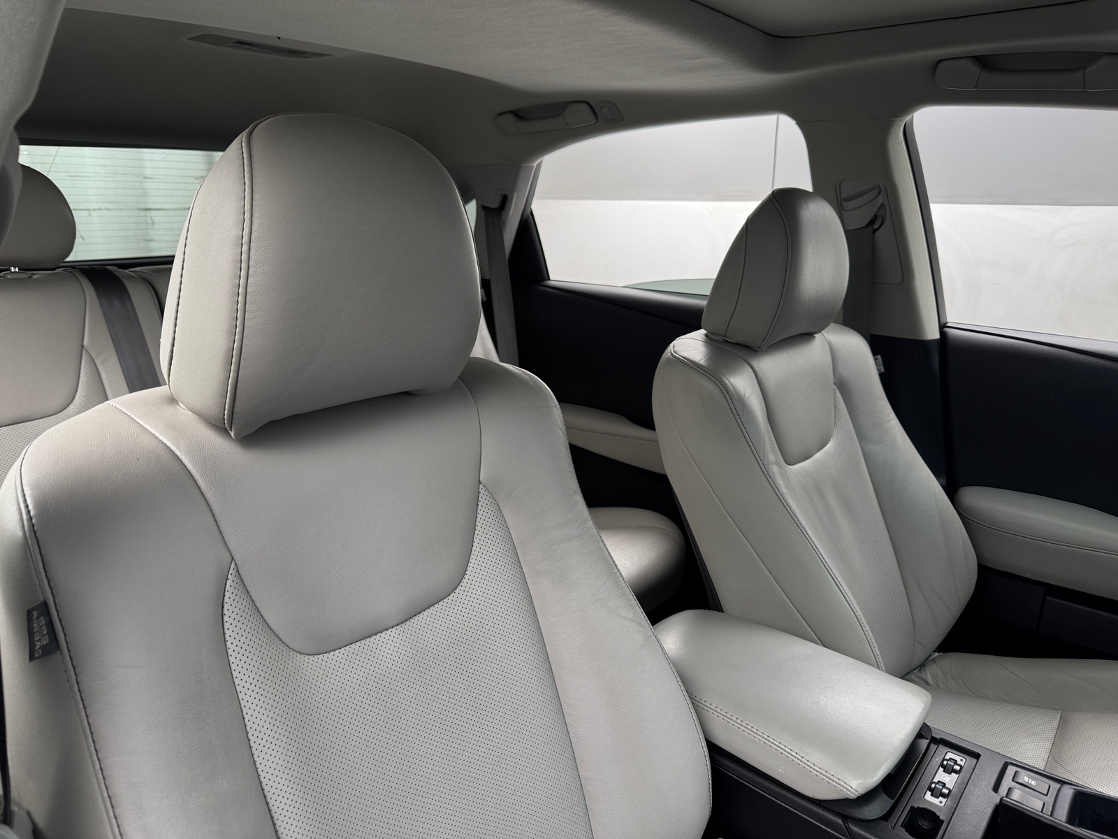 Thumbnail: 2015 Lexus RX - 2