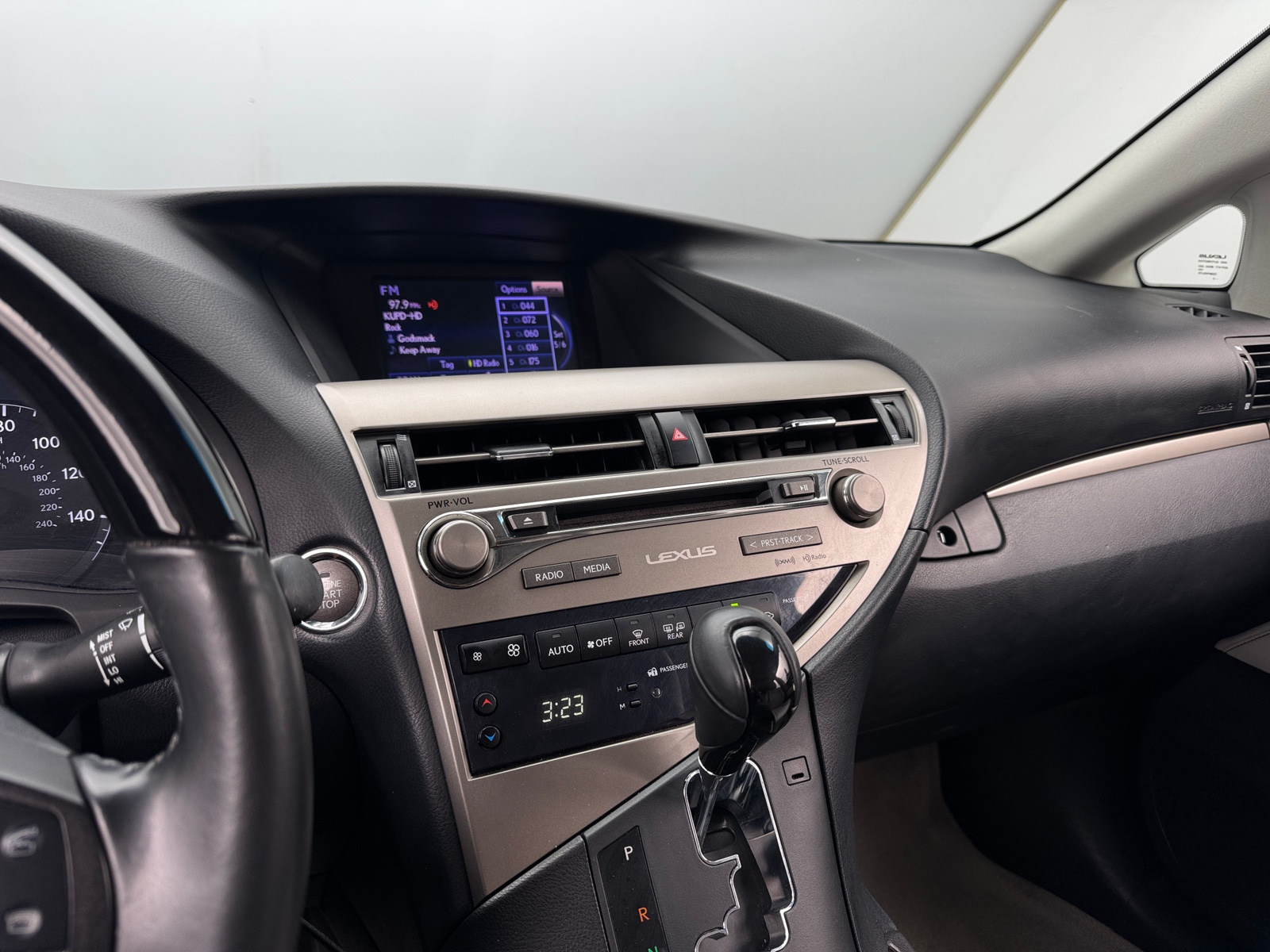 Thumbnail: 2015 Lexus RX - 4