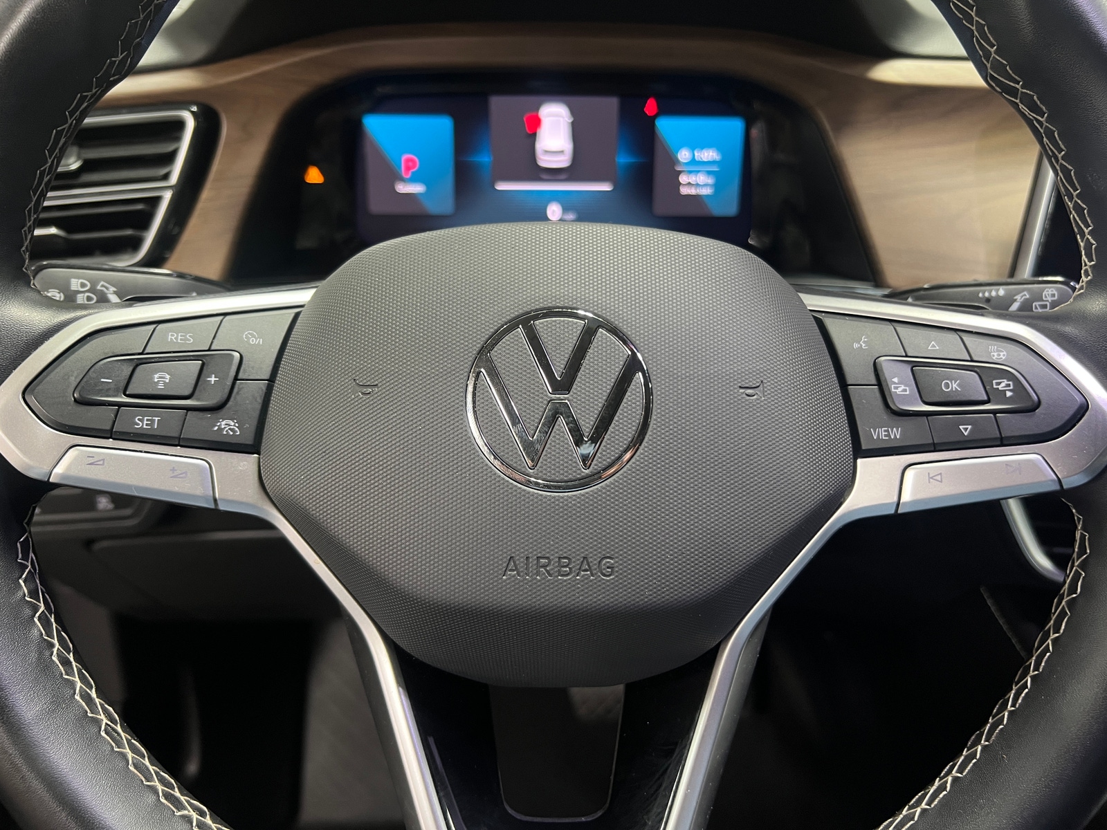 Thumbnail: 2024 Volkswagen Atlas - 4