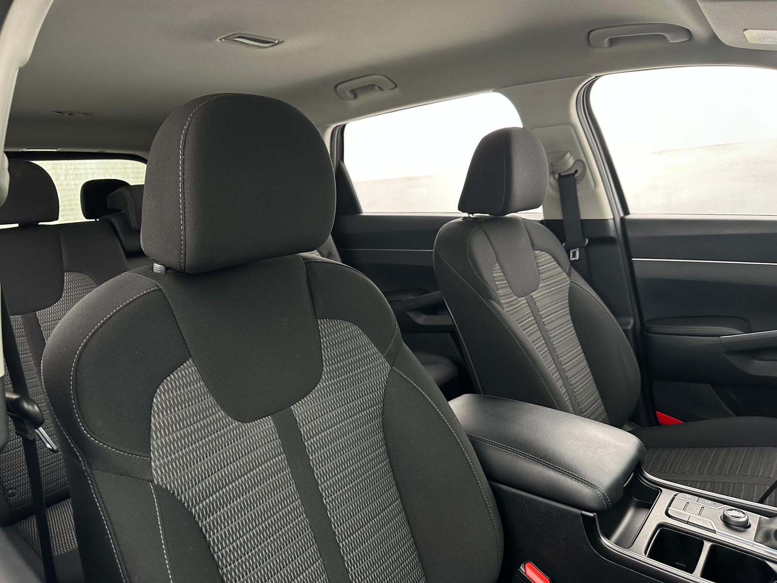 Thumbnail: 2023 Kia Sorento - 2