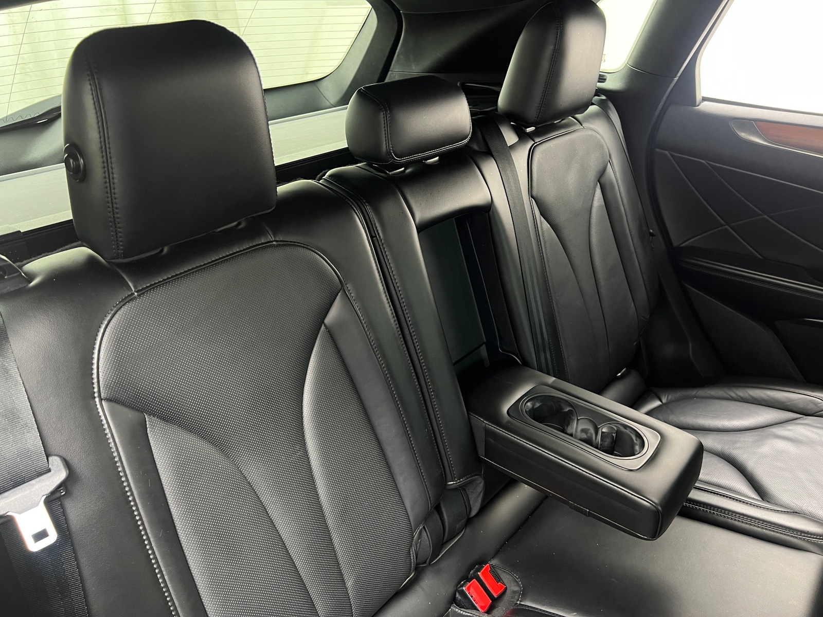 Thumbnail: 2017 Lincoln MKC - 5