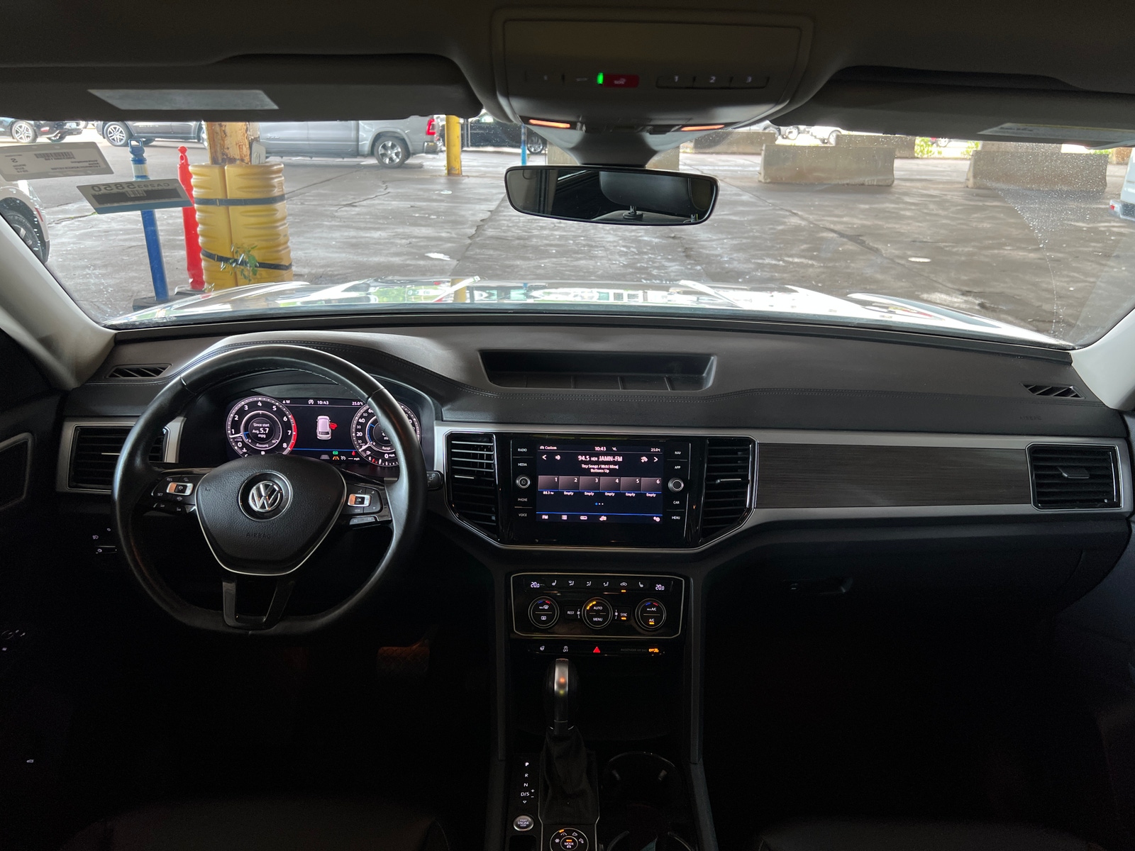 Thumbnail: 2019 Volkswagen Atlas - 2