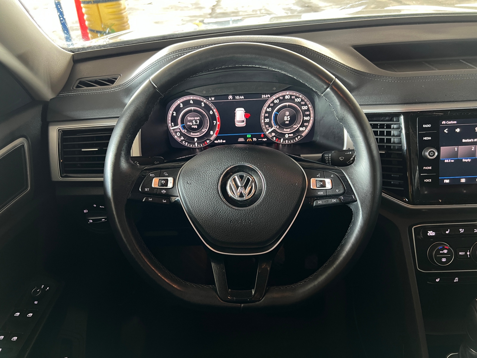 Thumbnail: 2019 Volkswagen Atlas - 4