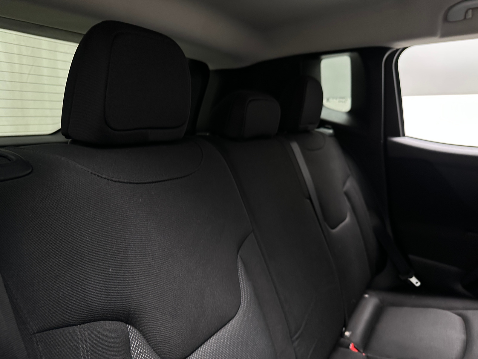 Thumbnail: 2018 Jeep Renegade - 6