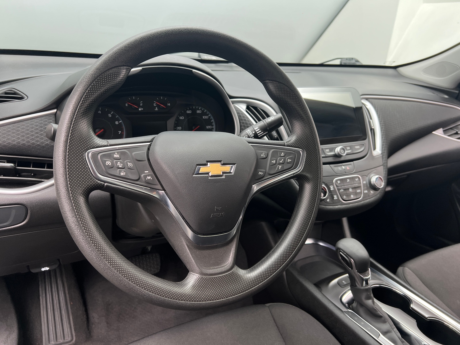 Thumbnail: 2024 Chevrolet Malibu - 5