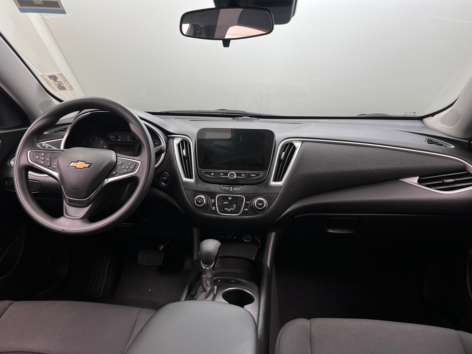 Thumbnail: 2024 Chevrolet Malibu - 3