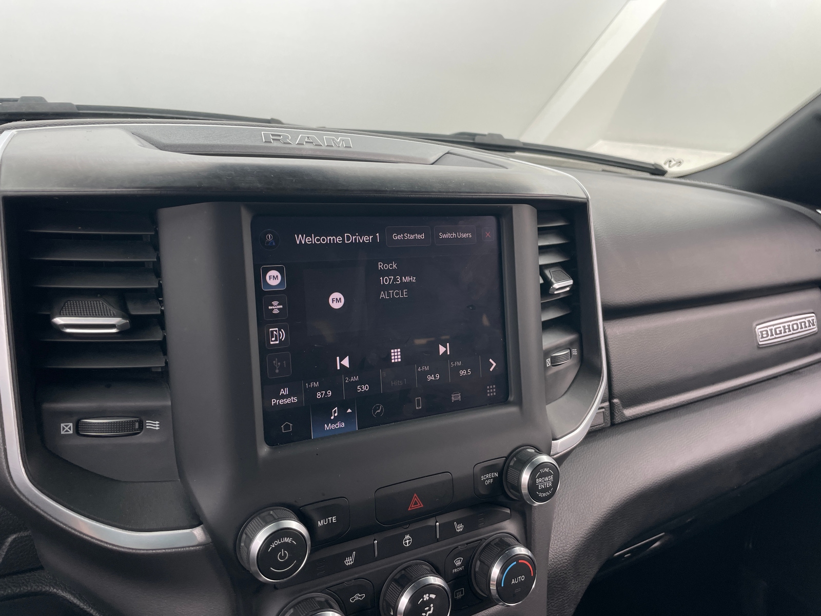 Thumbnail: 2022 RAM 1500 - 4
