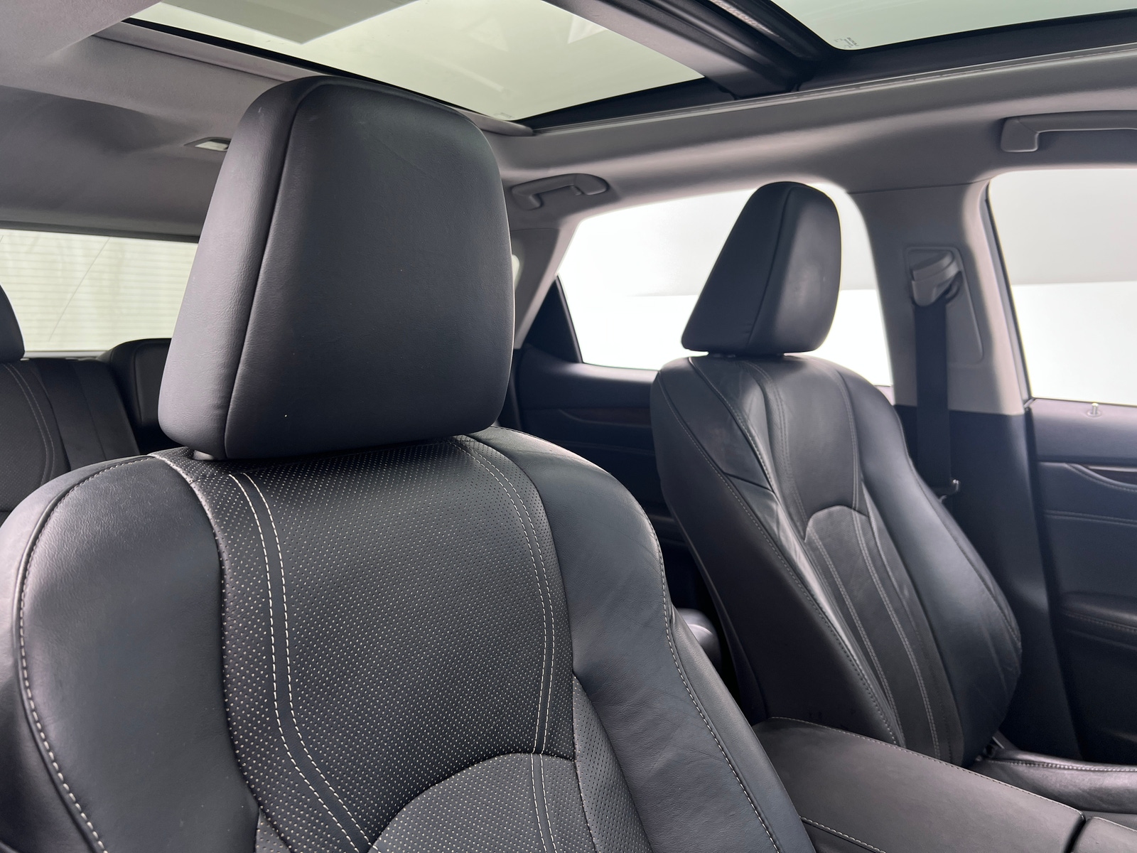 Thumbnail: 2016 Lexus RX - 2