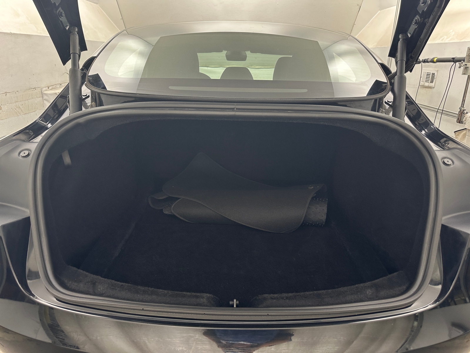 Thumbnail: 2025 Tesla Model 3 - 6