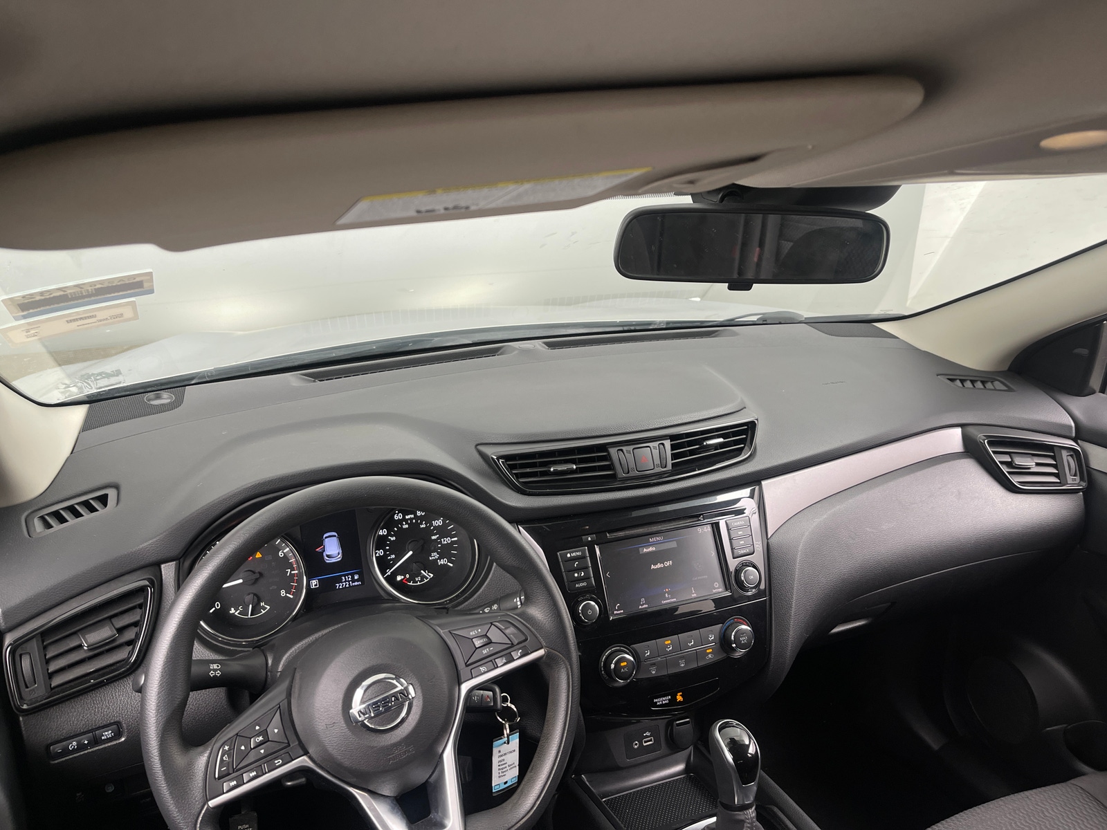 Thumbnail: 2020 Nissan Rogue Sport - 3