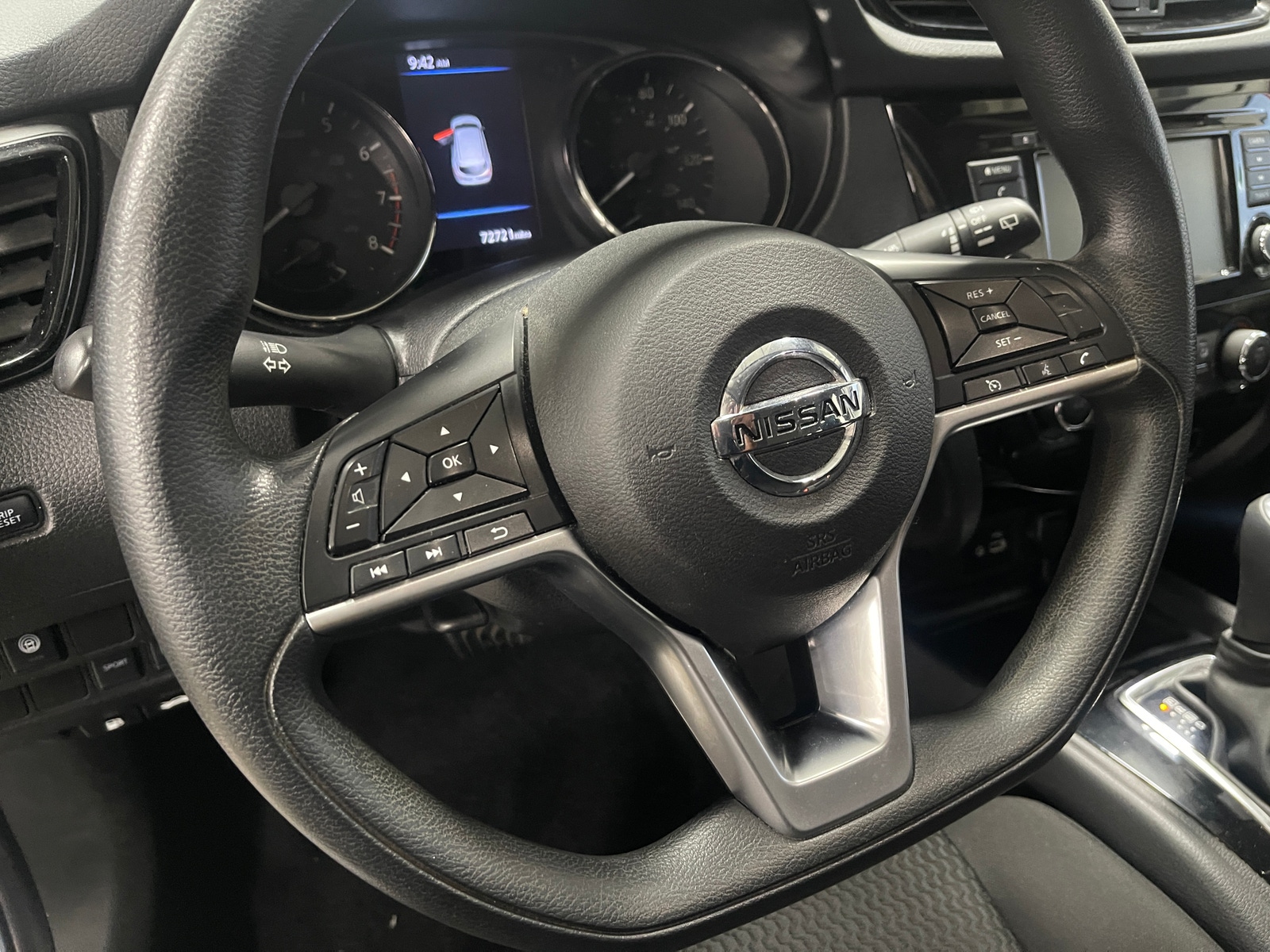 Thumbnail: 2020 Nissan Rogue Sport - 5