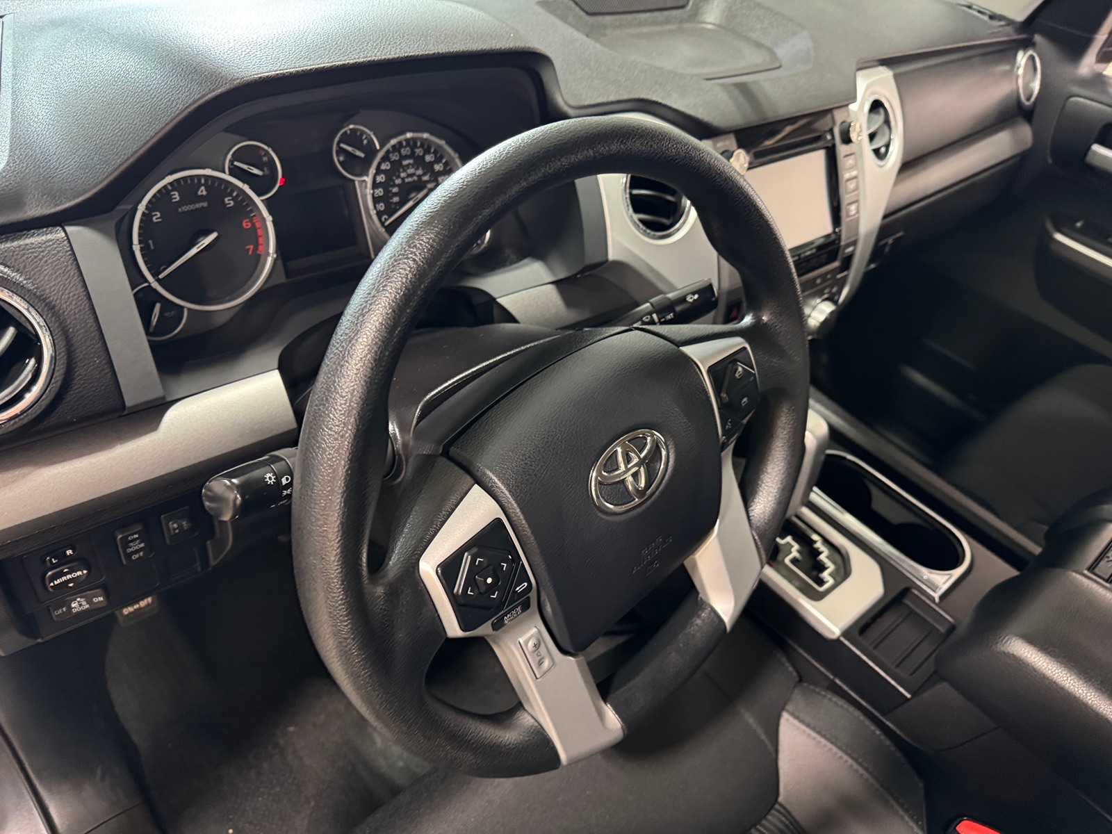 Thumbnail: 2016 Toyota Tundra - 3
