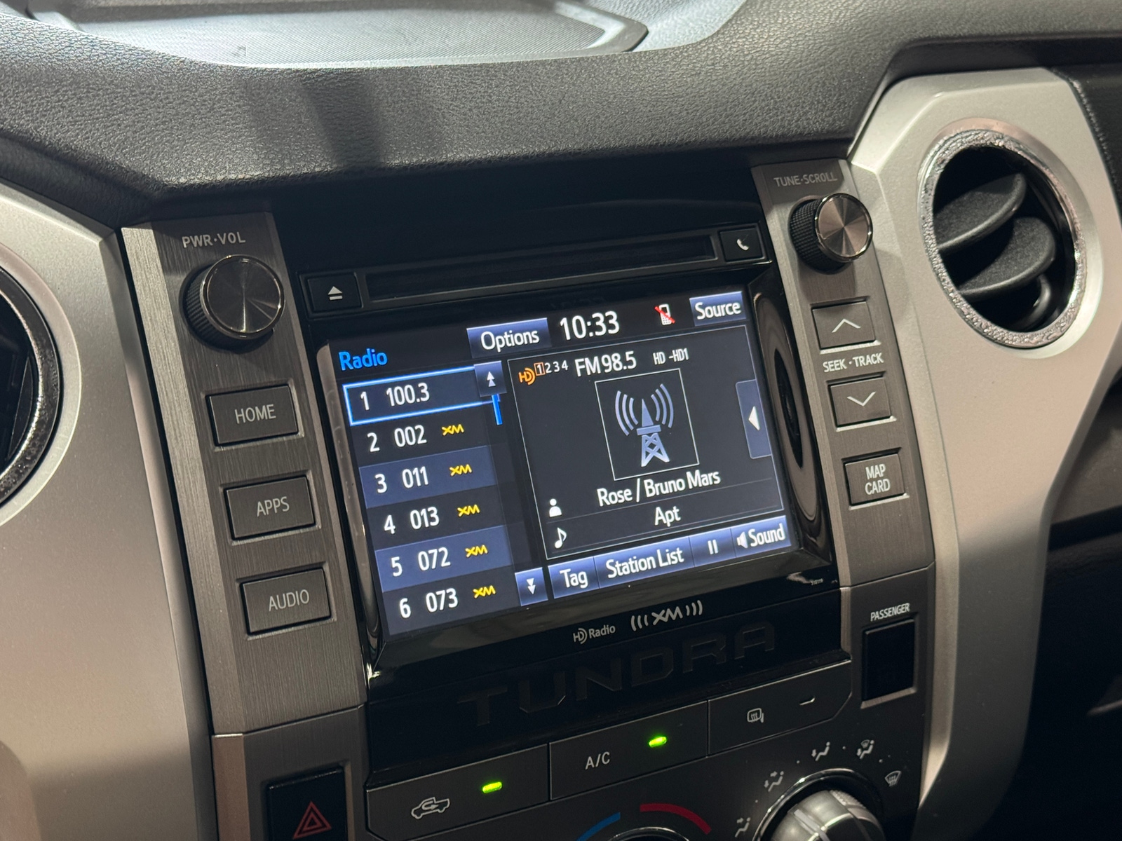 Thumbnail: 2016 Toyota Tundra - 4