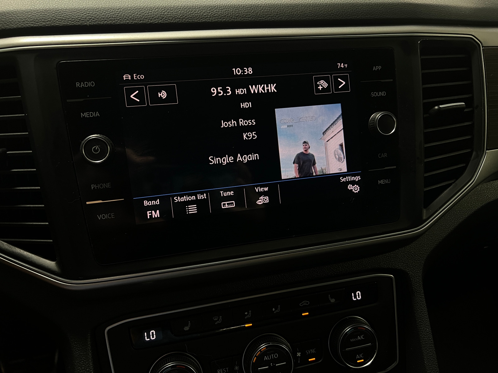 Thumbnail: 2018 Volkswagen Atlas - 3