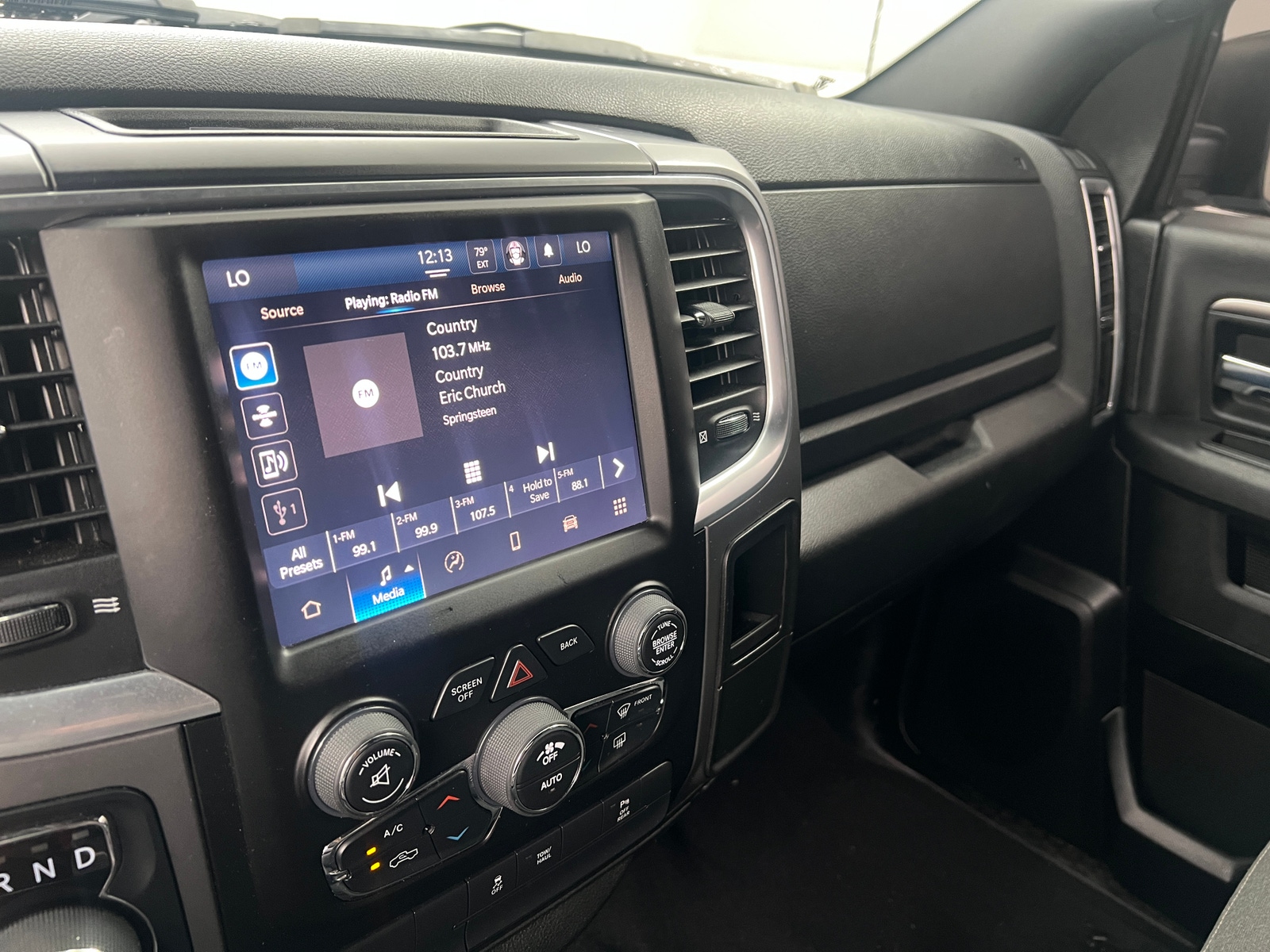 Thumbnail: 2022 RAM 1500 Classic - 4